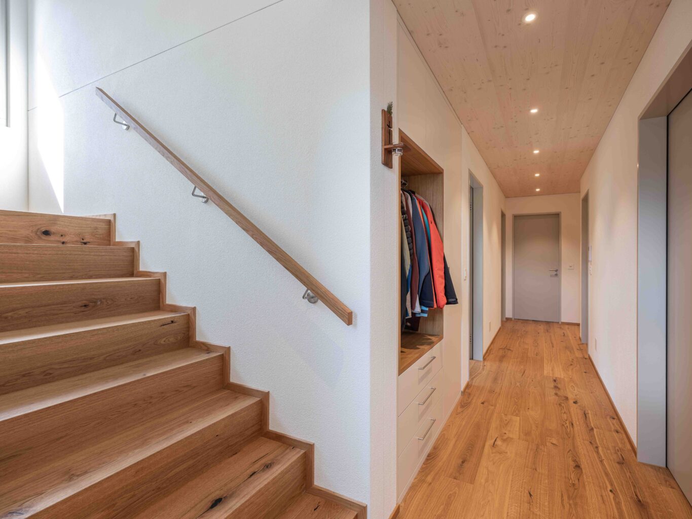 07_EFH mit Einliegerwohnung innen Decke