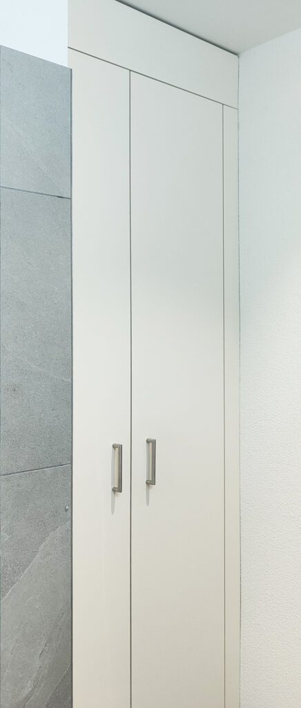 Einbauschrank Badezimmer