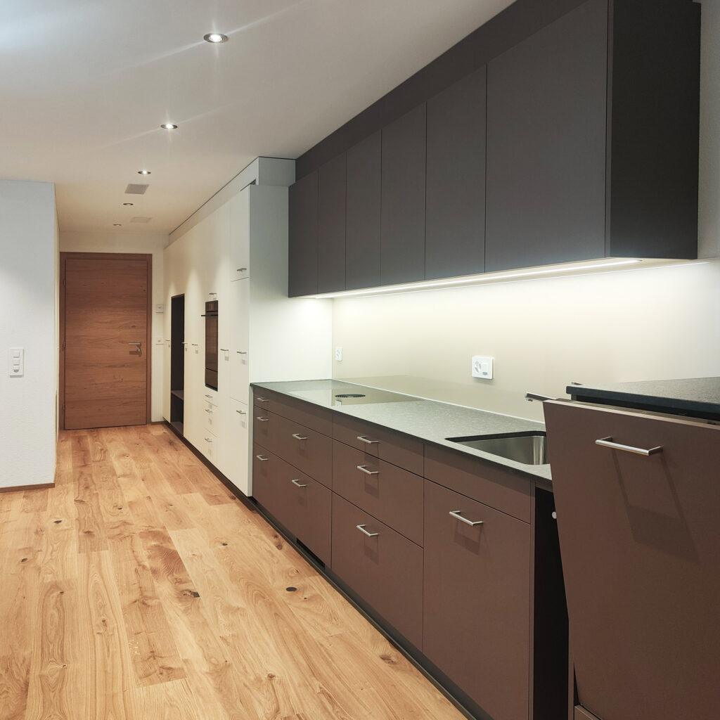 Küche mit Garderobe Kleinwohnung